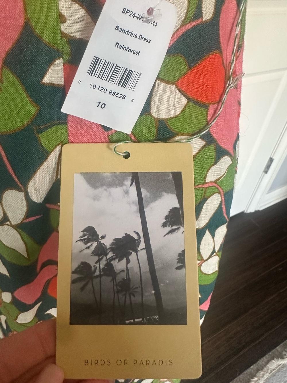 NWT Travota Birds of Paradis Sandrine Dress in Rainforest Linen, Size 10. - Picture 12 of 12